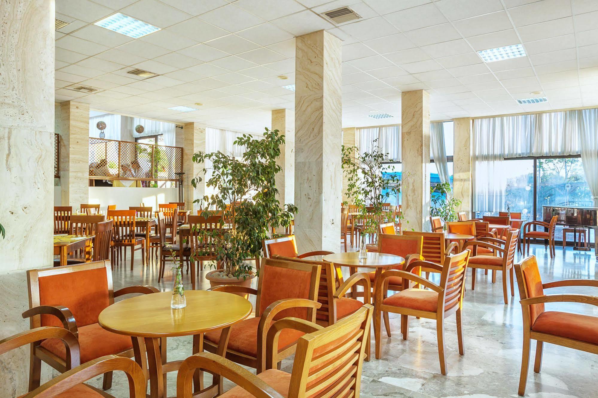 Xenios Theoxenia 4* Ouranoupoli